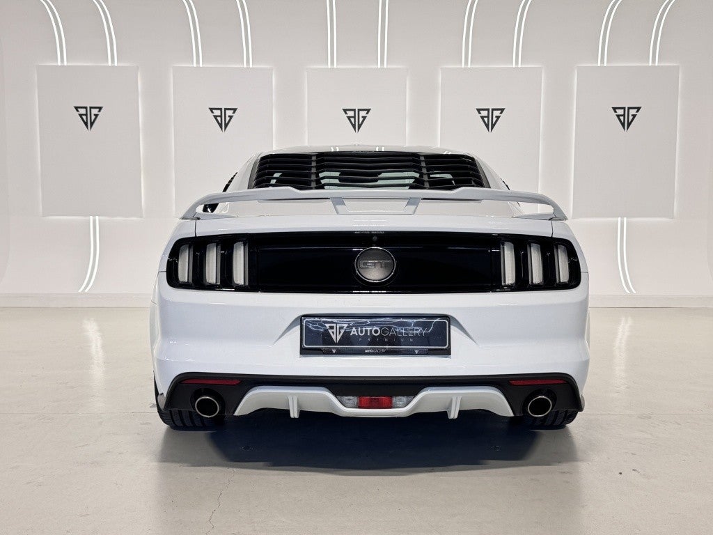 Ford Mustang Fastback 5.0 Ti-VCT GT