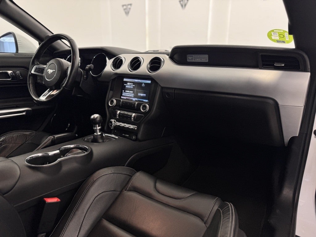 Ford Mustang Fastback 5.0 Ti-VCT GT