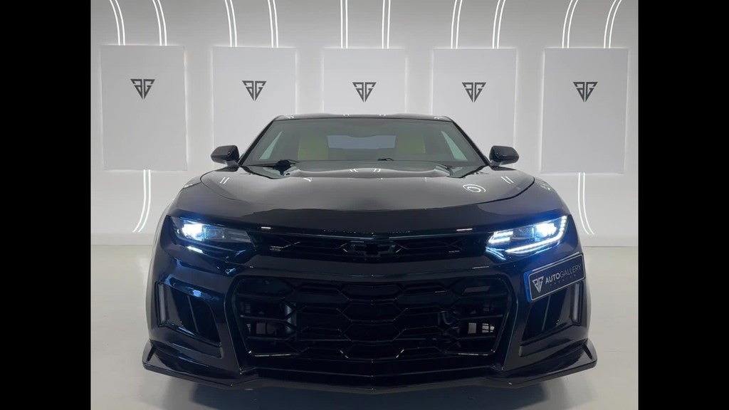 Chevrolet Camaro Coupé Aut.