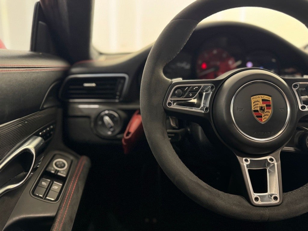 Porsche 911 Carrera 2 GTS Coupé PDK