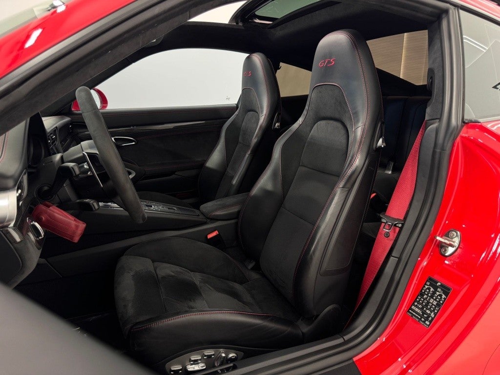 Porsche 911 Carrera 2 GTS Coupé PDK