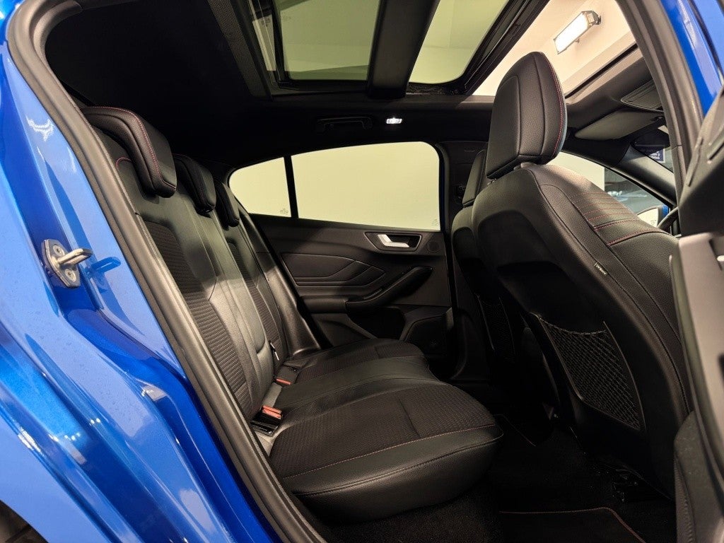 Ford Focus 1.5 Ecoboost ST Line 182