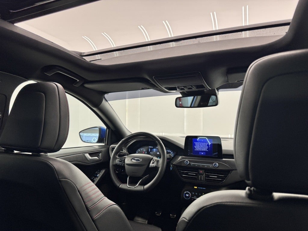 Ford Focus 1.5 Ecoboost ST Line 182