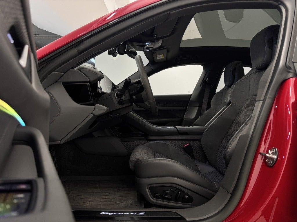 Porsche Taycan 4S