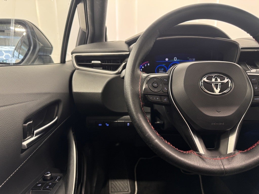 Toyota Corolla 180H Advance Luxury