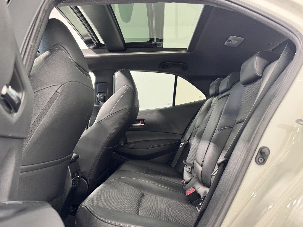 Toyota Corolla 180H Advance Luxury