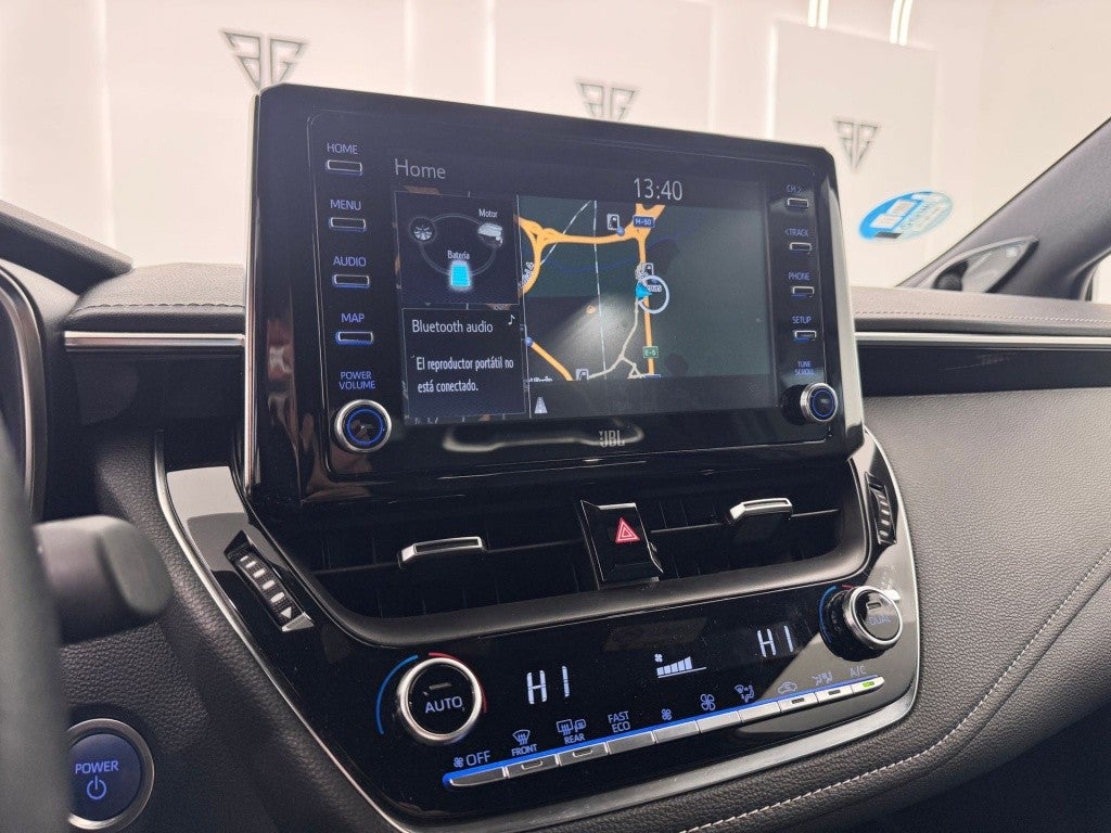 Toyota Corolla 180H Advance Luxury