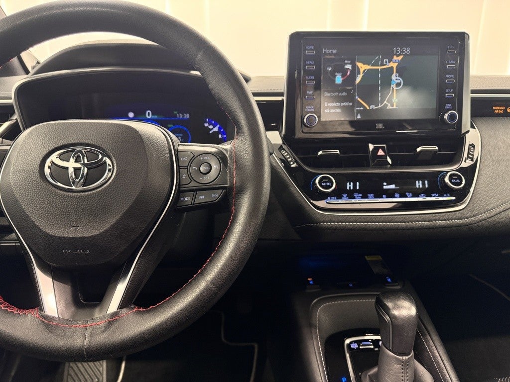 Toyota Corolla 180H Advance Luxury