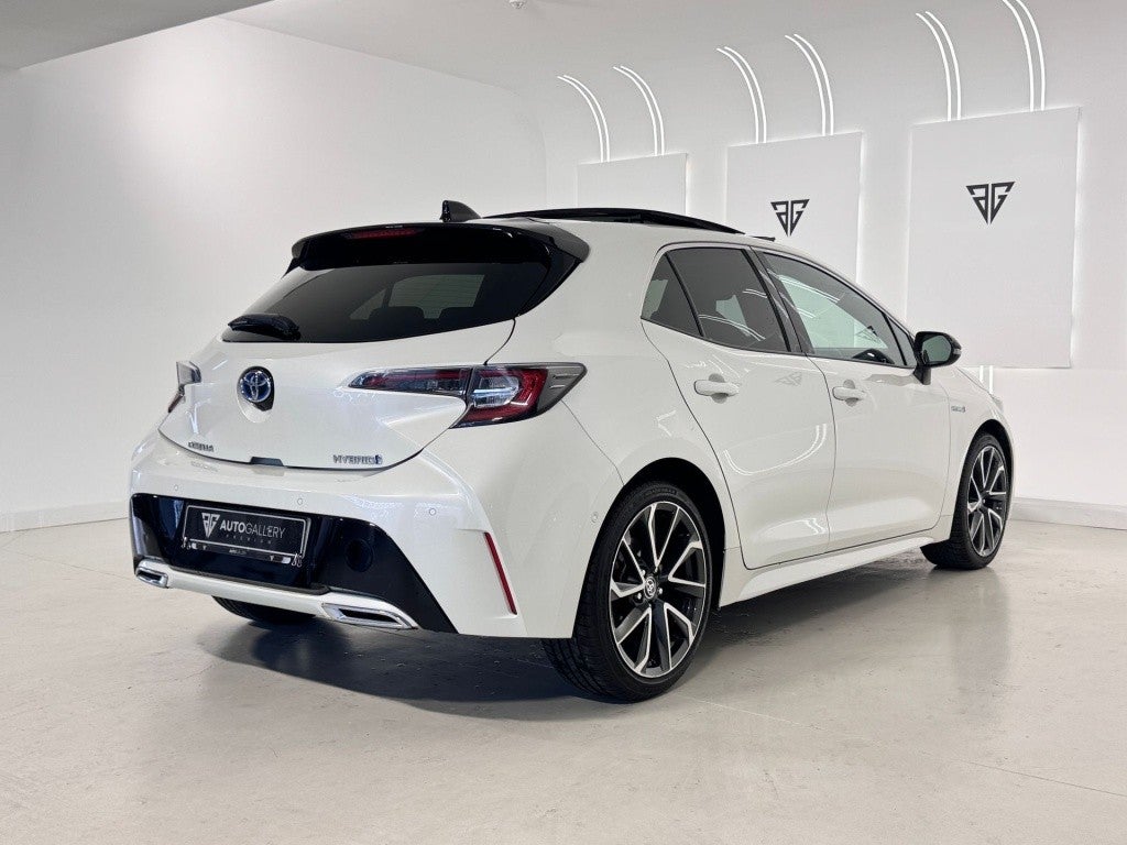 Toyota Corolla 180H Advance Luxury