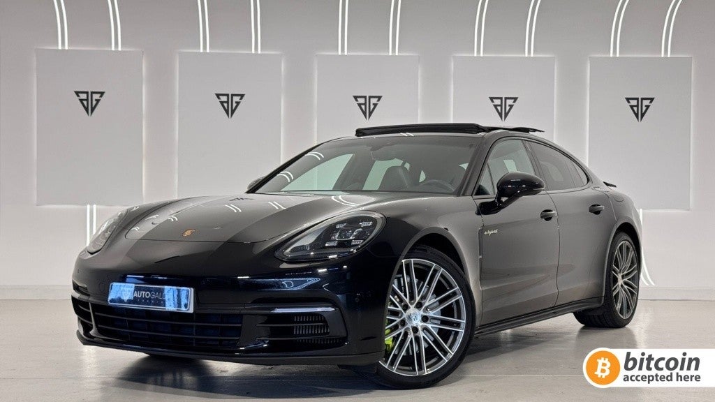 Porsche Panamera 4 e-Hybrid