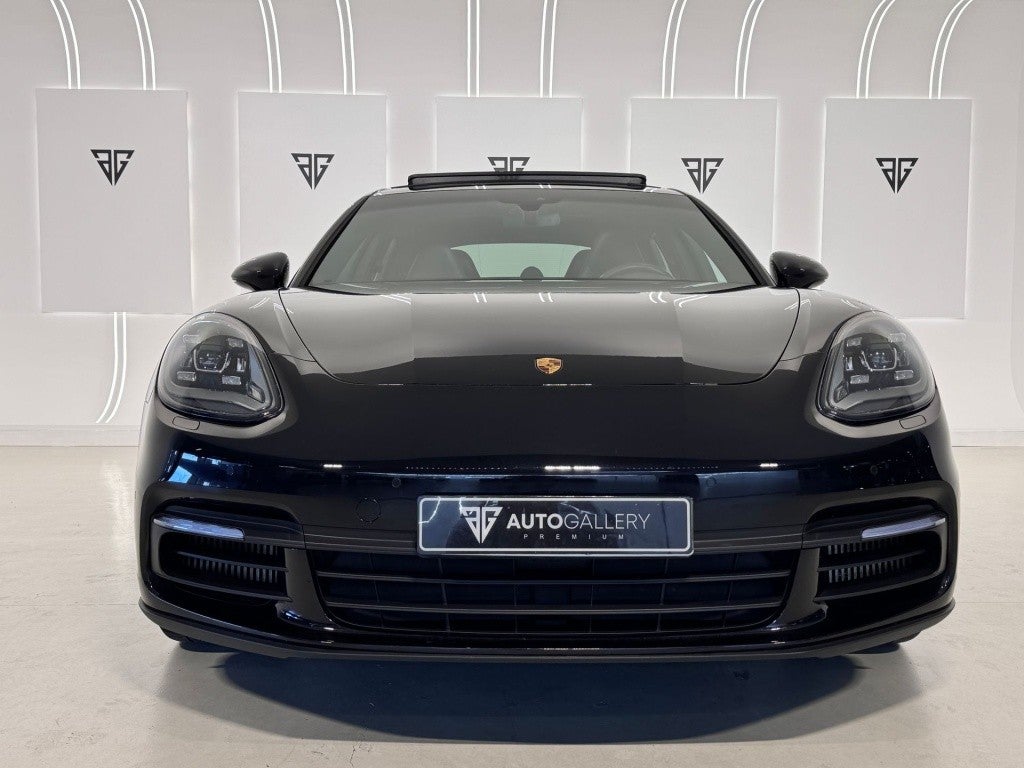 Porsche Panamera 4 e-Hybrid