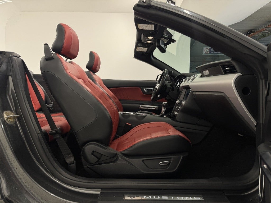 Ford Mustang Convertible 2.3 EcoBoost Aut.