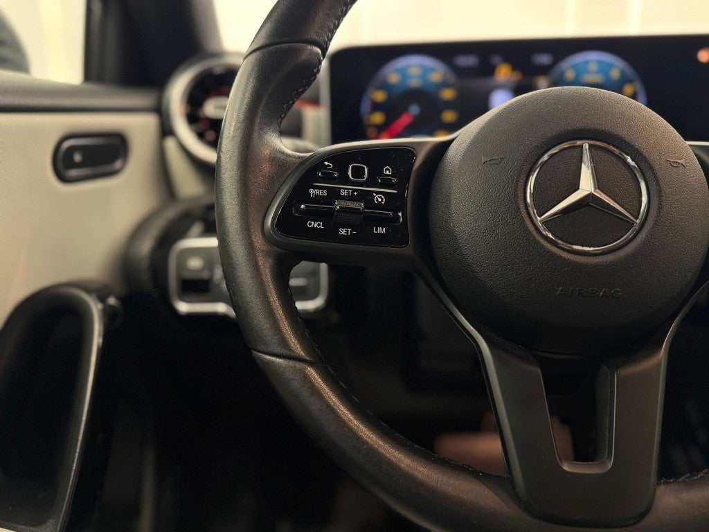 Mercedes-Benz Clase A 200 7G-DCT