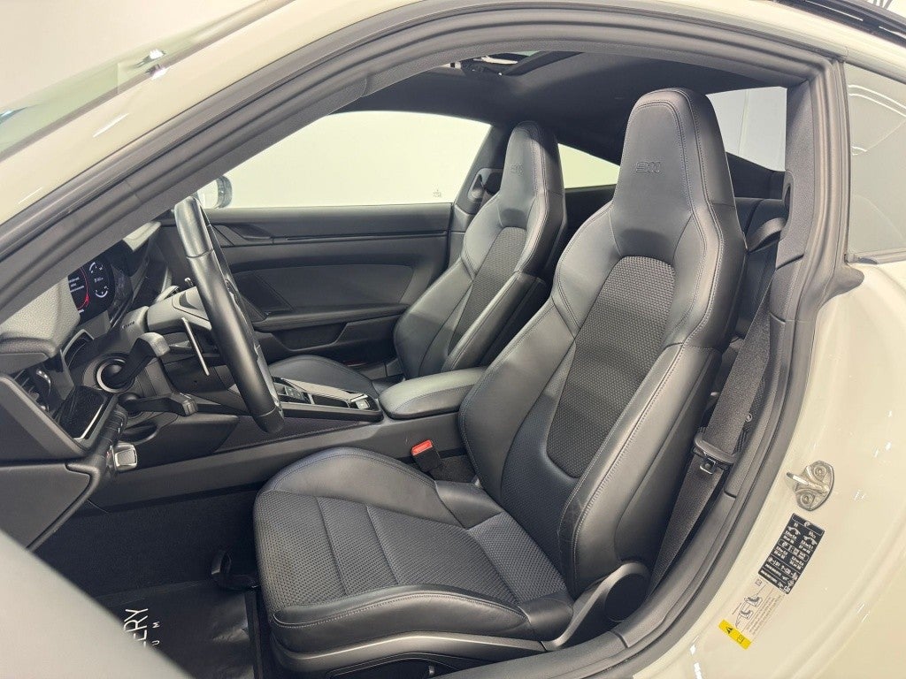 Porsche 911 Carrera T PDK