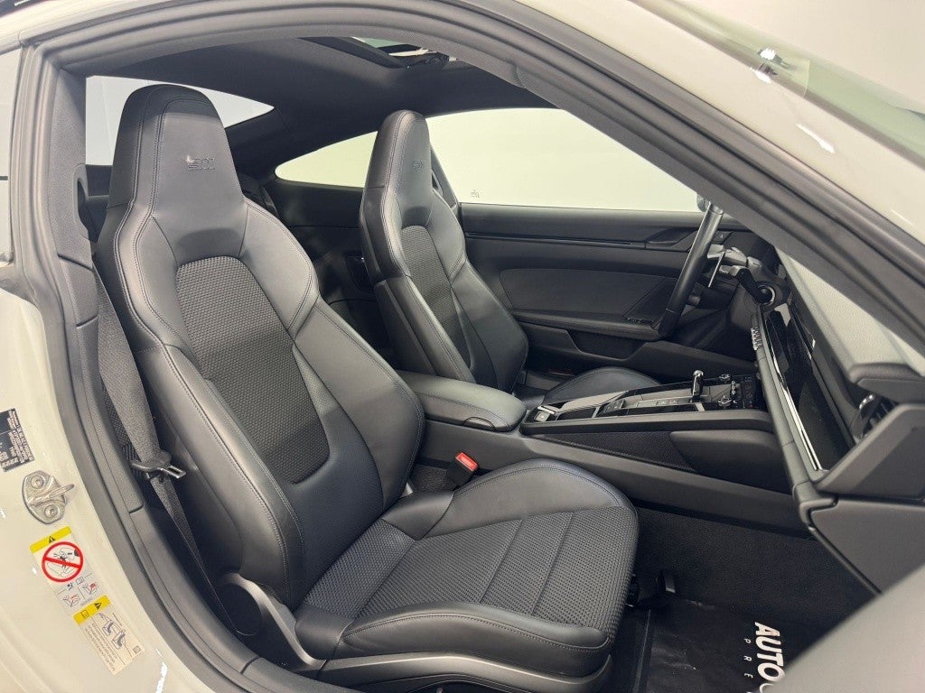 Porsche 911 Carrera T PDK