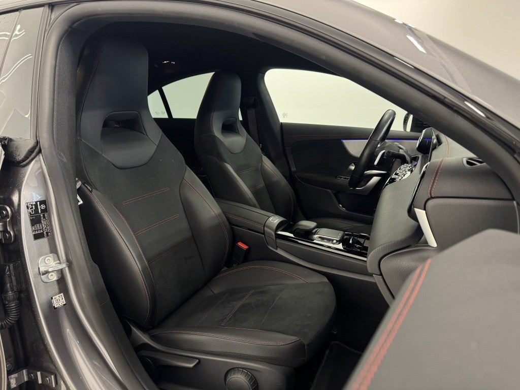 Mercedes-Benz Clase CLA 180 7G-DCT