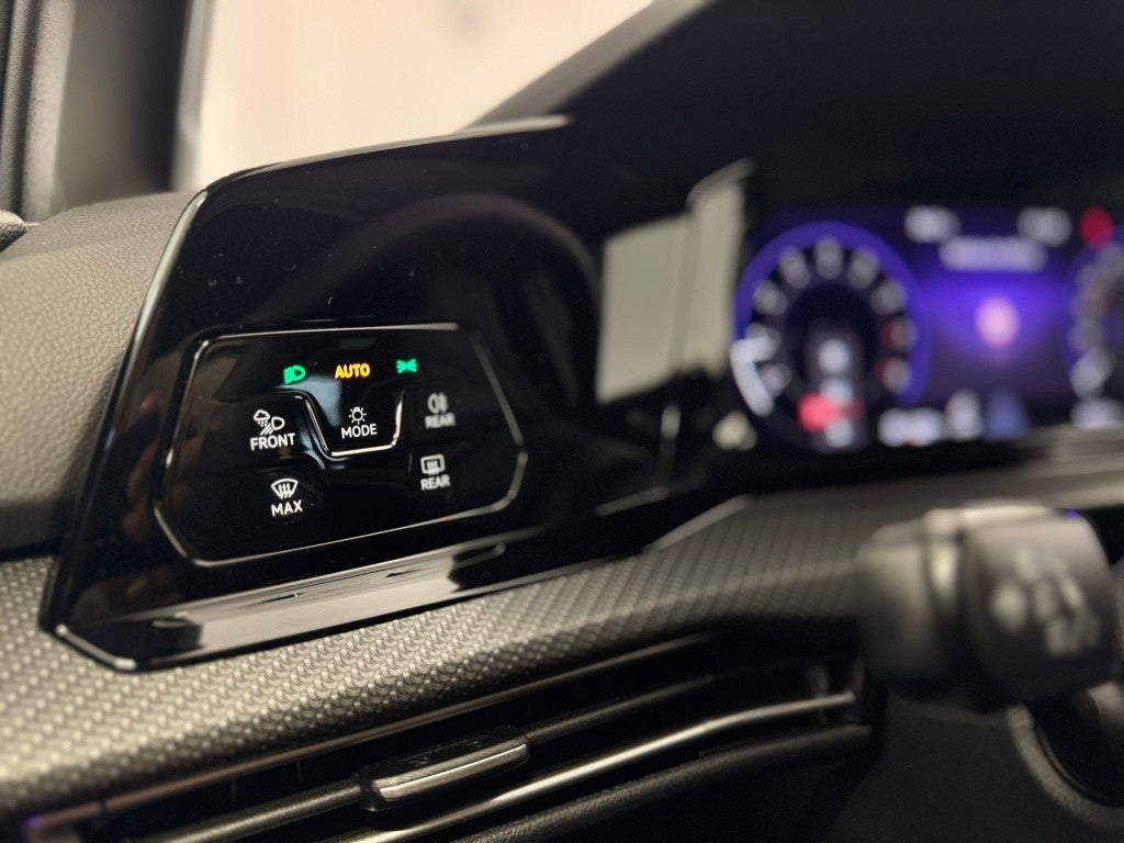 Volkswagen Golf 2.0 TSI R DSG 235kW