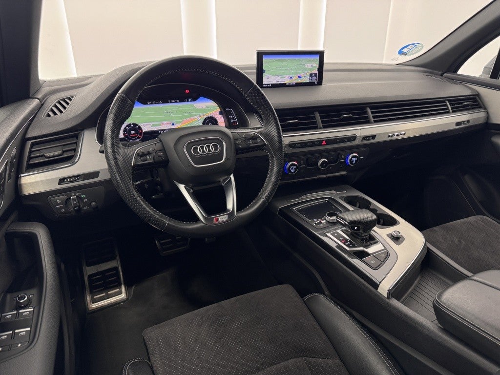 Audi Q7 45 TDI S line quattro