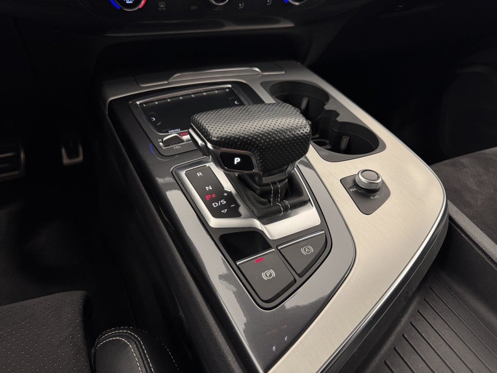 Audi Q7 45 TDI S line quattro