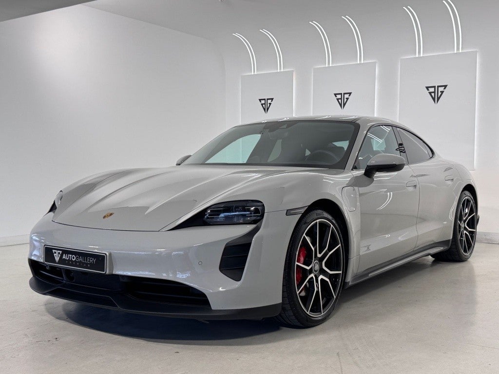 Porsche Taycan 4S