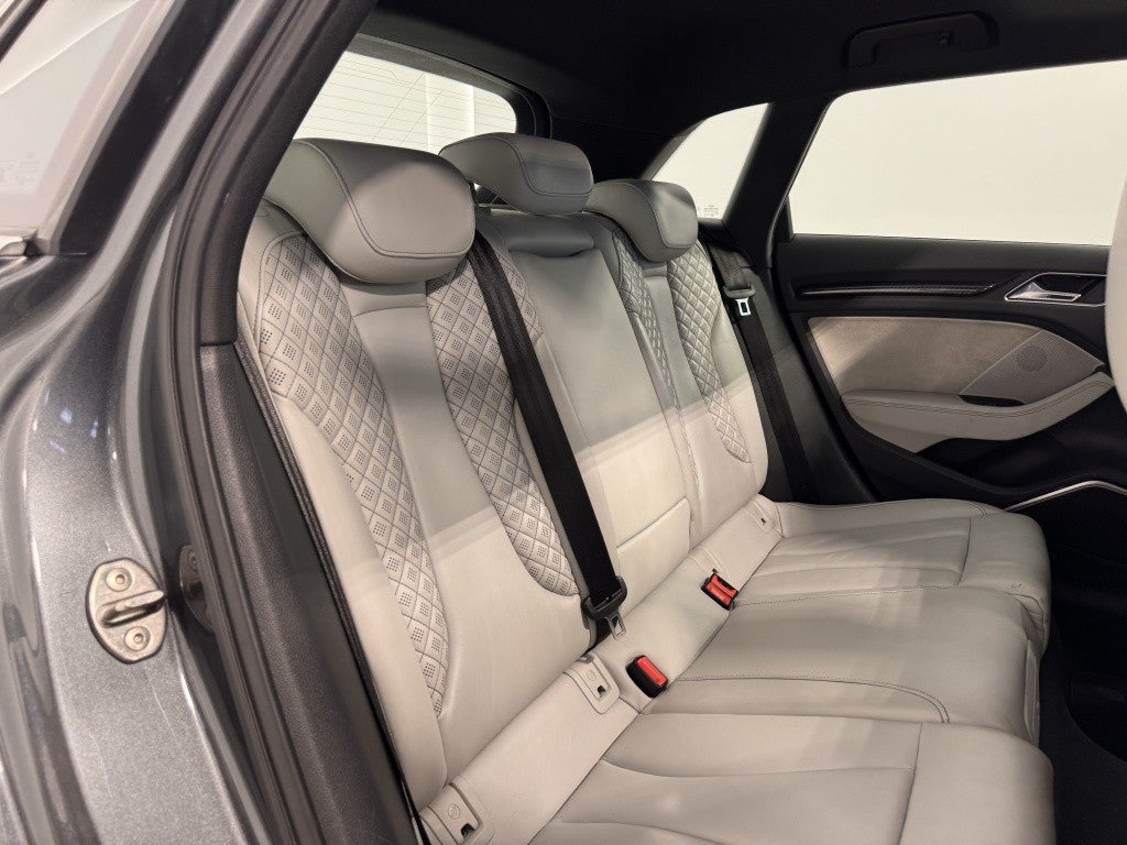 Audi A3 RS3 Sportback 2.5 TFSI quattro S-Tronic