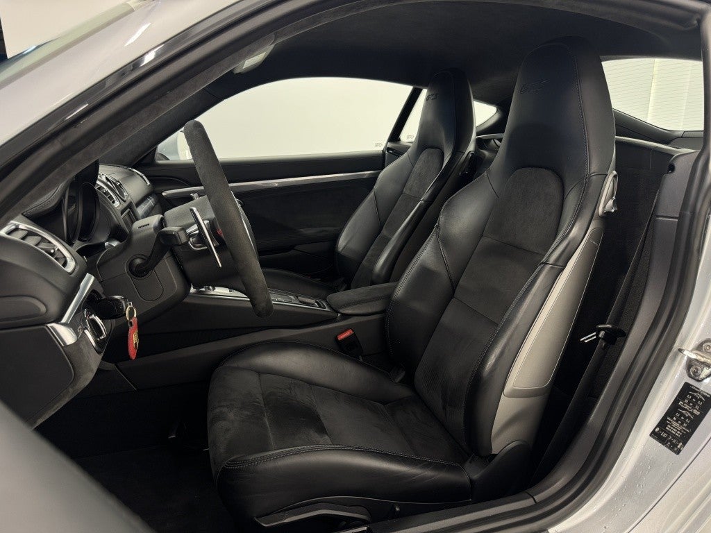 Porsche Cayman GTS PDK