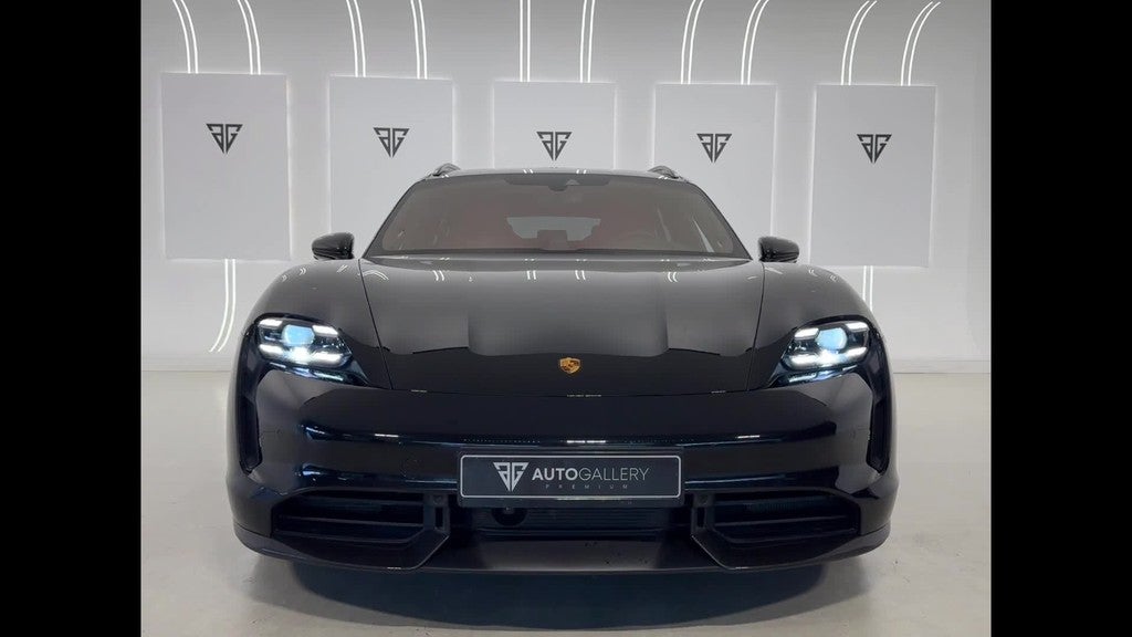 Porsche Taycan Turbo S Sport Turismo