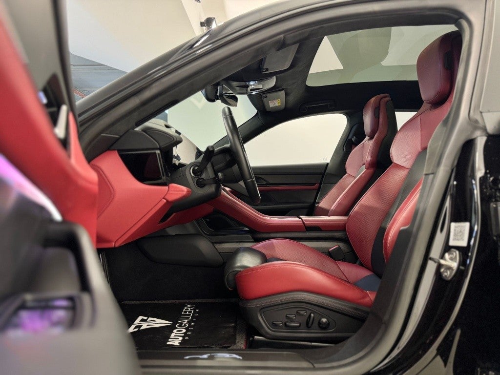 Porsche Taycan Turbo S Sport Turismo