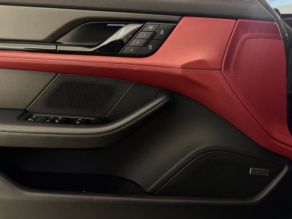 Porsche Taycan Turbo S Sport Turismo