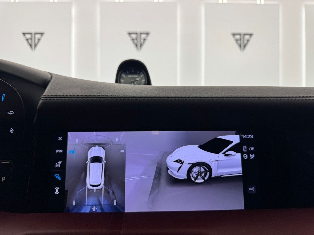 Porsche Taycan Turbo S Sport Turismo