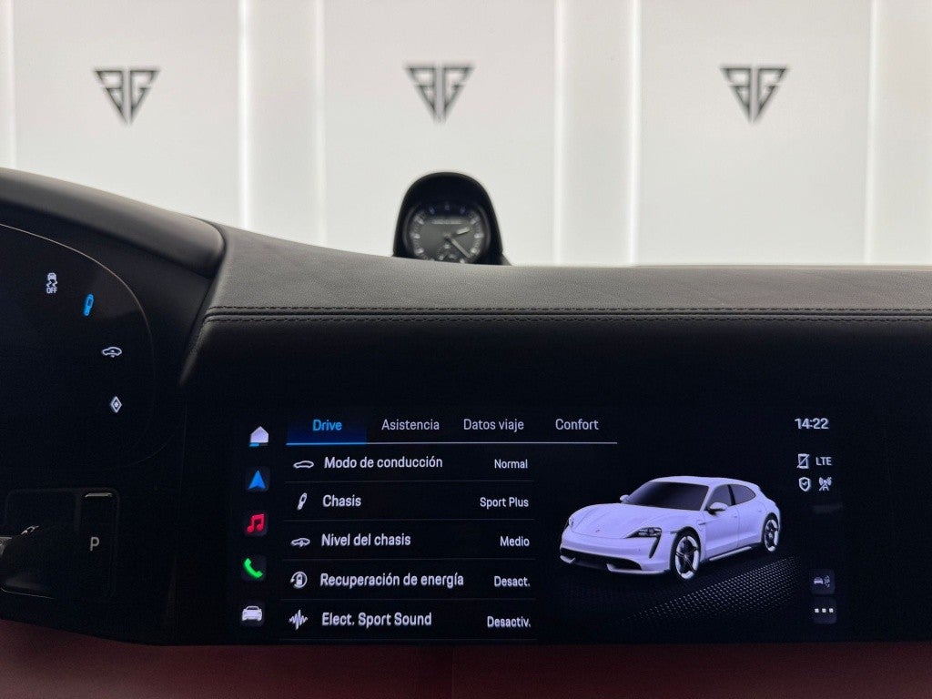 Porsche Taycan Turbo S Sport Turismo