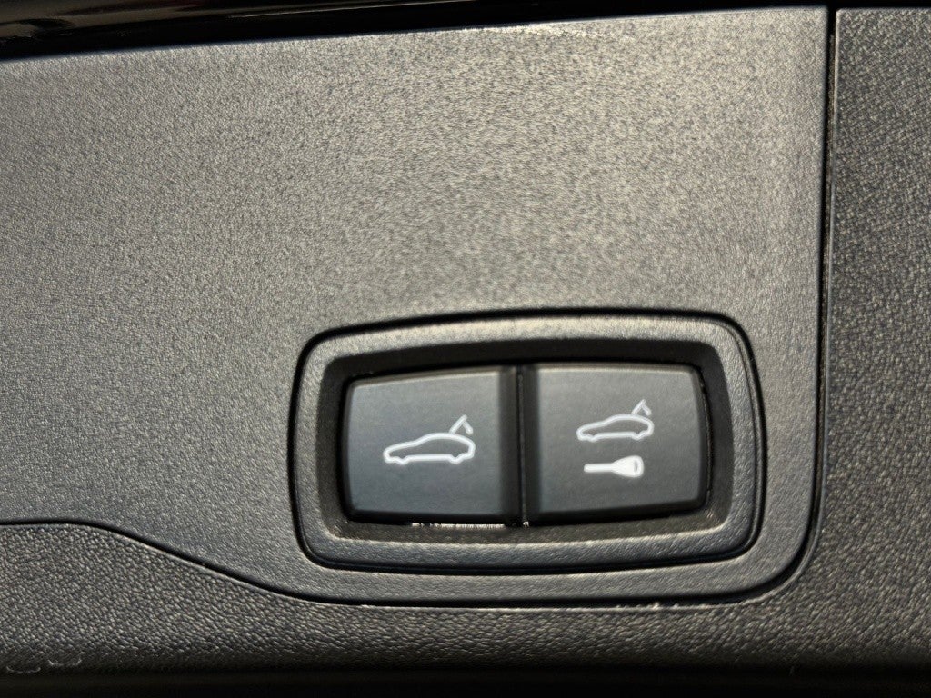 Porsche Taycan Turbo S Sport Turismo