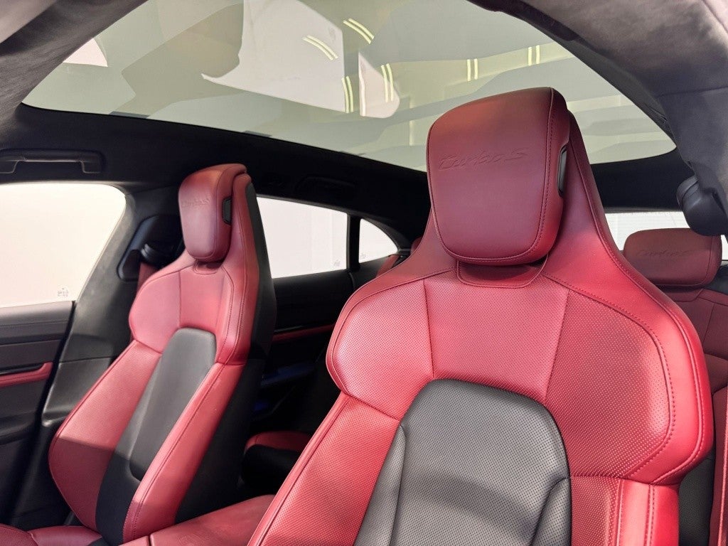 Porsche Taycan Turbo S Sport Turismo