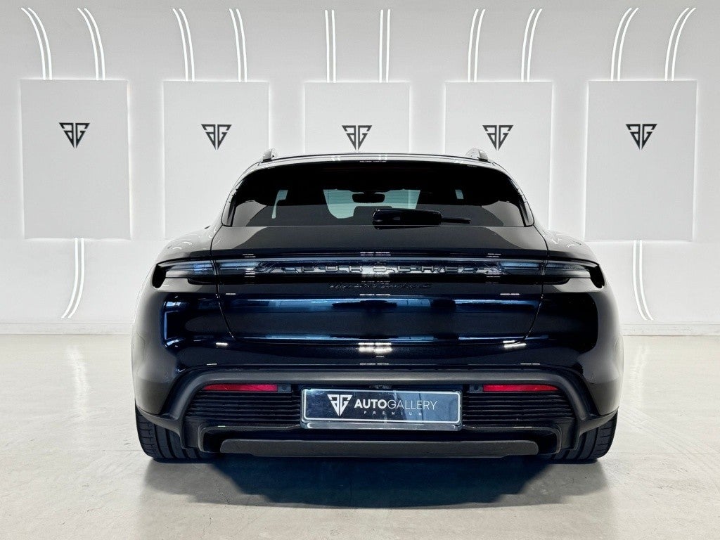 Porsche Taycan Turbo S Sport Turismo