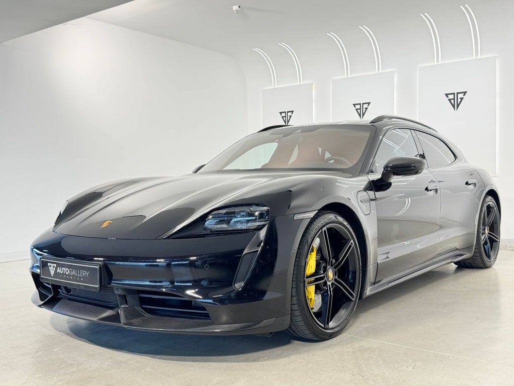 Porsche Taycan Turbo S Sport Turismo