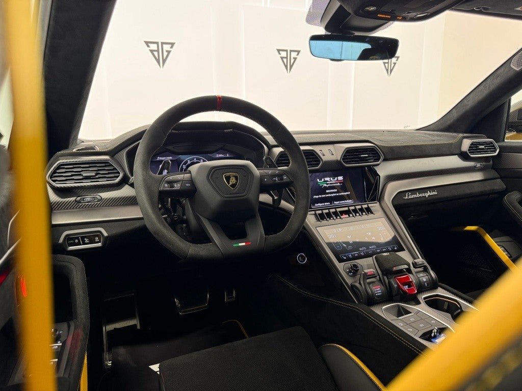 Lamborghini Urus Performante