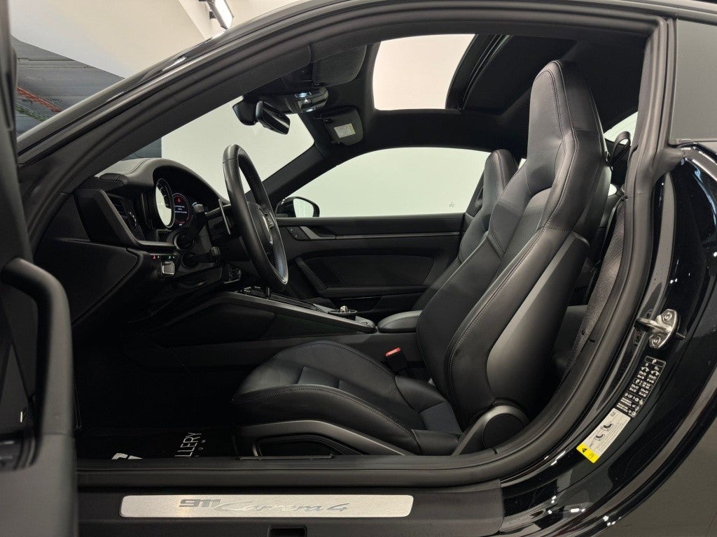 Porsche 911 Carrera 4 Coupé PDK