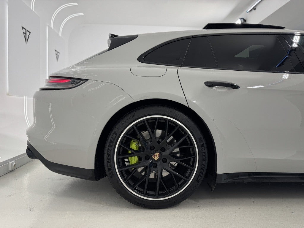 Porsche Panamera 4S E-Hybrid Sport Turismo