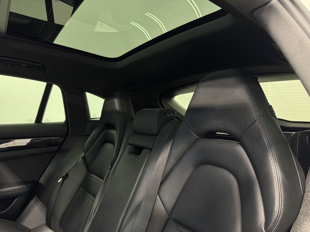 Porsche Panamera 4S E-Hybrid Sport Turismo