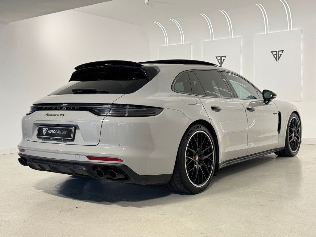 Porsche Panamera 4S E-Hybrid Sport Turismo