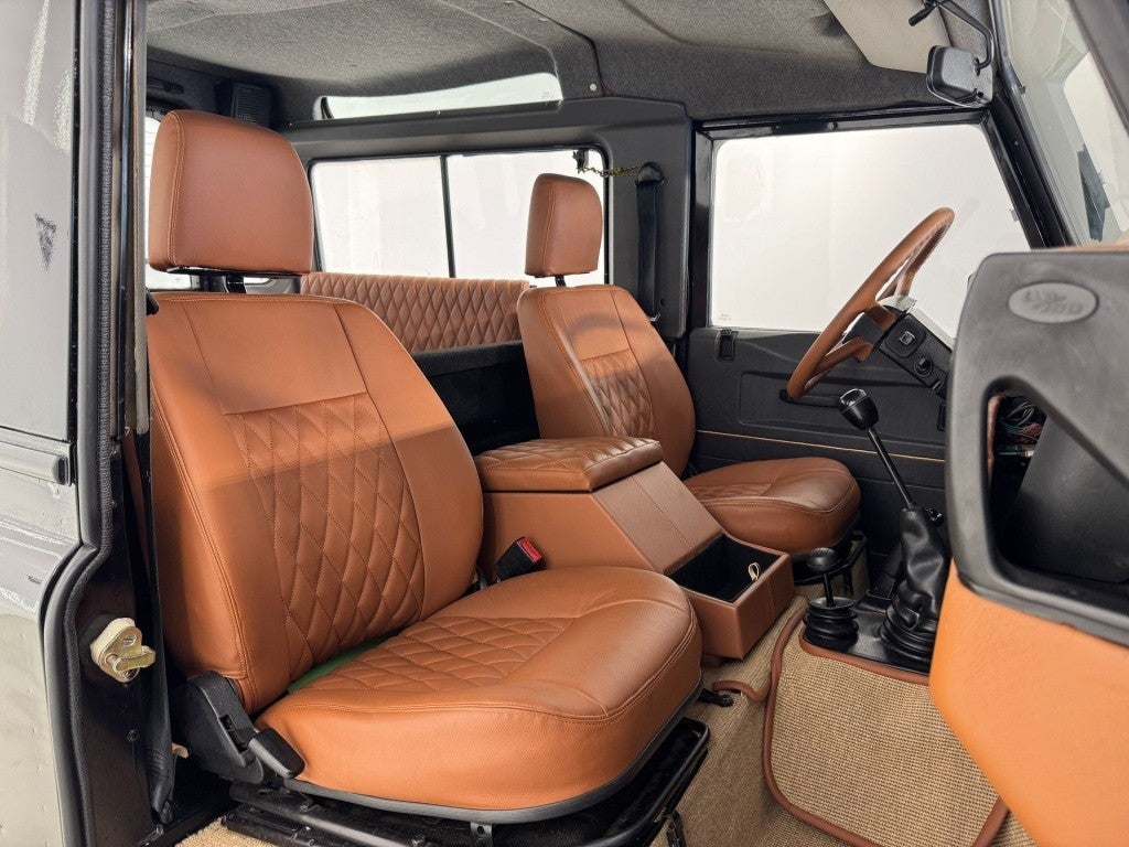 Land-Rover Defender 90 TDI Techo Duro