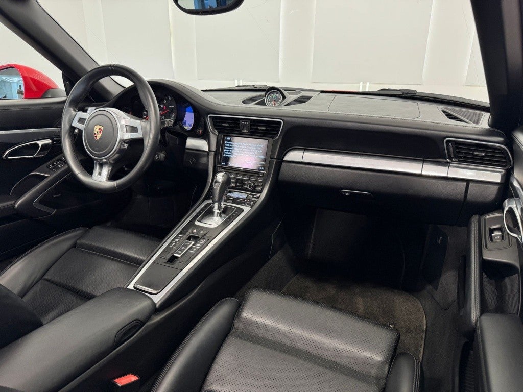 Porsche 911 Carrera Cabriolet PDK