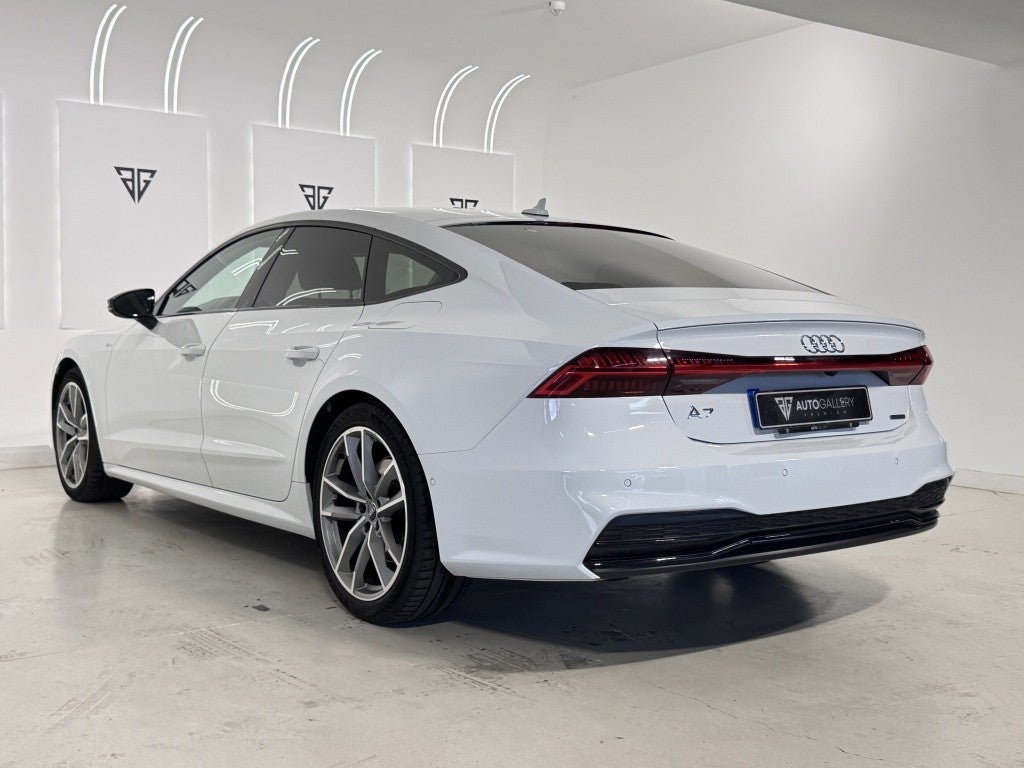 Audi A7 Sportback 55 TFSIe quattro-ultra S tronic 270kW