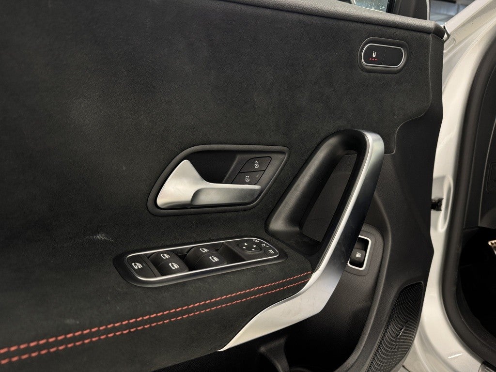 Mercedes-Benz Clase A 250e 8G-DCT