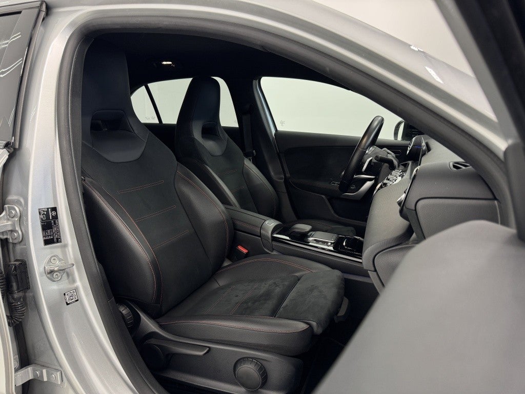 Mercedes-Benz Clase A 250e 8G-DCT