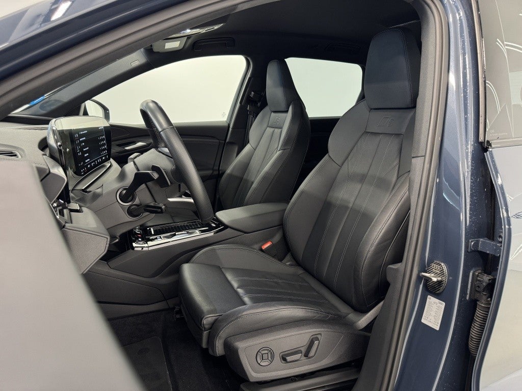 Audi Q6 e-tron quattro S line 285kW 100KWh