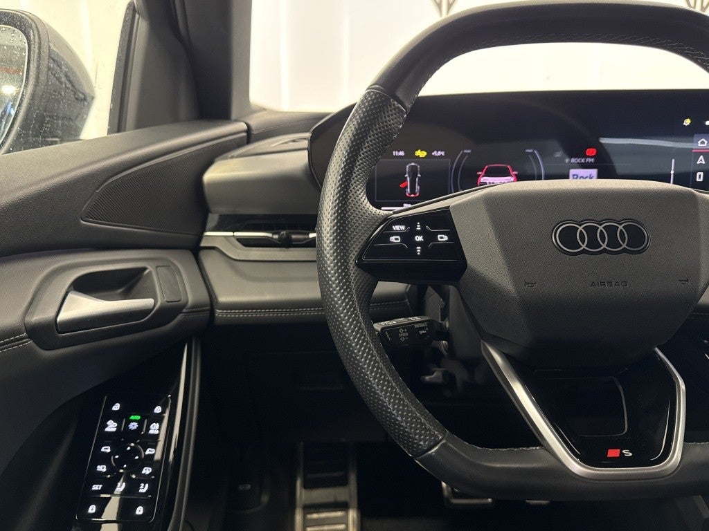 Audi Q6 e-tron quattro S line 285kW 100KWh