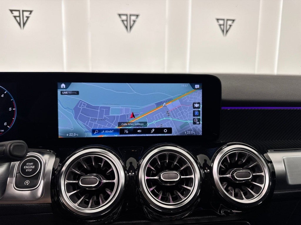 Mercedes-Benz Clase GLB 200d 4Matic 8G-DCT