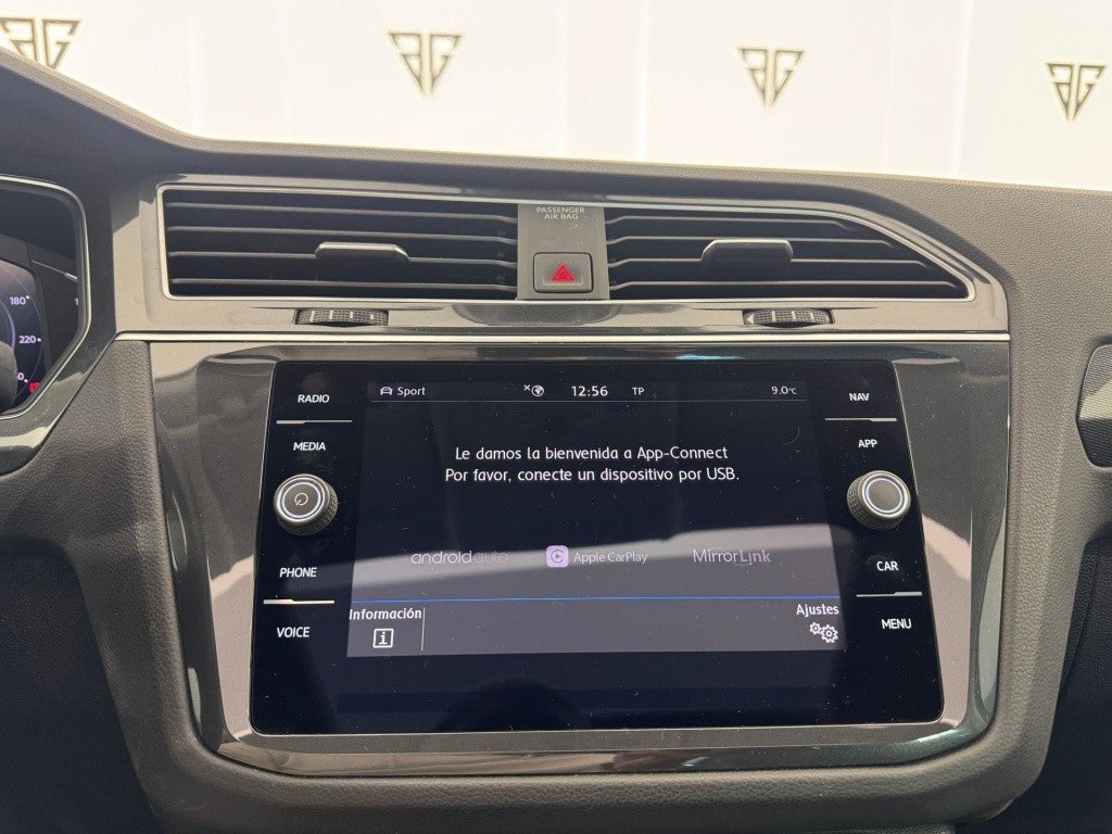 Volkswagen Tiguan 2.0TDI Sport 4Motion DSG 140kW