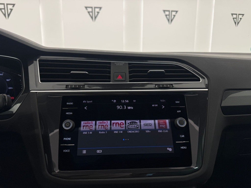 Volkswagen Tiguan 2.0TDI Sport 4Motion DSG 140kW